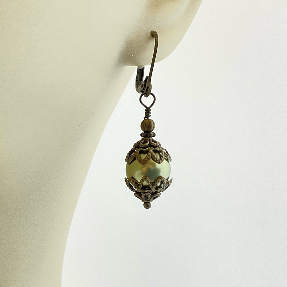 Swarovski Crystal Pearl Earrings, Light Green, Filigree, Gothic, Handmade